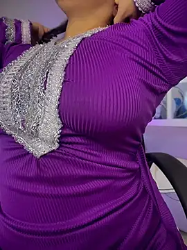 jazmin anbar online show from April 2026 10:12:02 PM