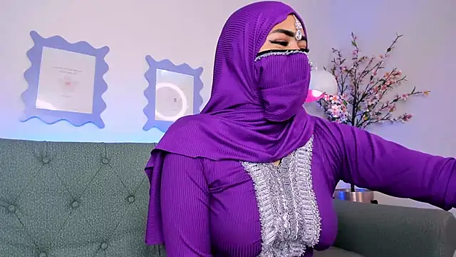 jazmin anbar online show from March 2025 08:08:01 PM
