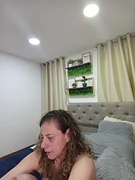 sasi luna online show from February 2026 03:26:01 AM