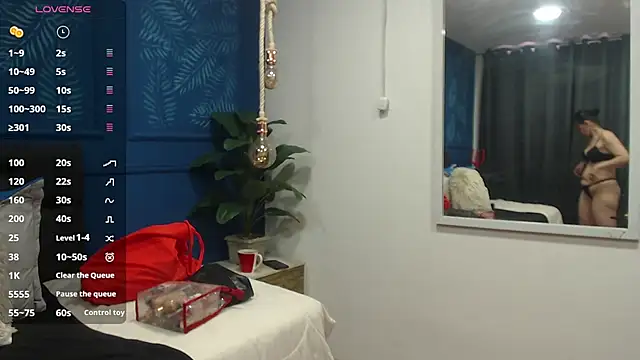 sasi luna online show from October 2025 02:58:01 PM