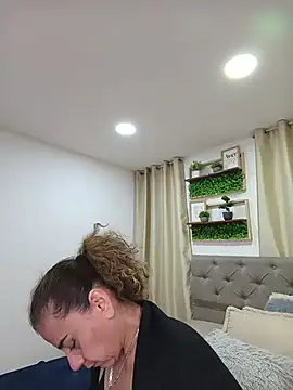 sasi luna online show from February 2026 07:17:02 AM