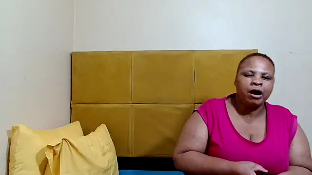 Snapshot of Bbw255 chatting on October 2025 06:08:01 PM Bbw255 online show from October 2025 06:08:01 PM