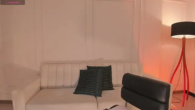 MiaFarrell  online show from December 2025 07:16:02 PM