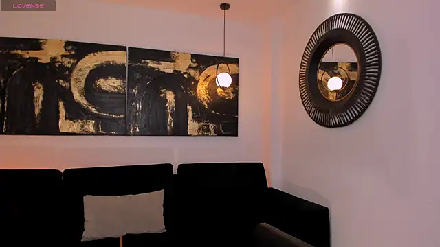 MiaFarrell  online show from April 2026 05:08:02 PM