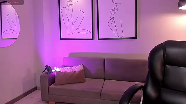 Snapshot of BellaCarteer_ chatting on November 2025 01:03:02 PM BellaCarteer online show from November 2025 01:03:02 PM