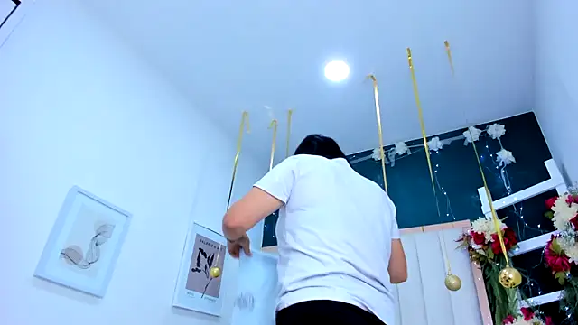 africa holmes online show from January 2026 02:04:01 AM