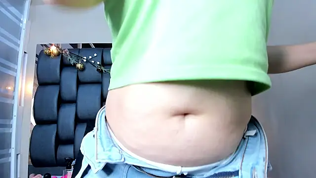 africa holmes online show from December 2025 02:15:02 AM