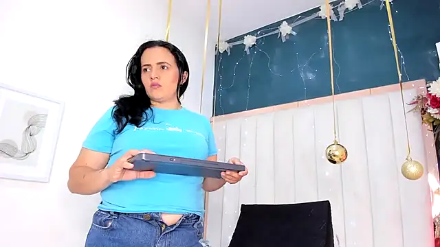 africa holmes online show from January 2026 01:42:02 AM