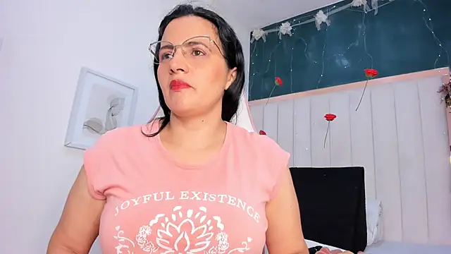 africa holmes online show from March 2026 02:29:02 AM