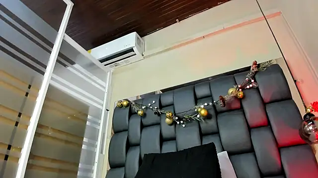 africa holmes online show from March 2026 02:23:01 AM