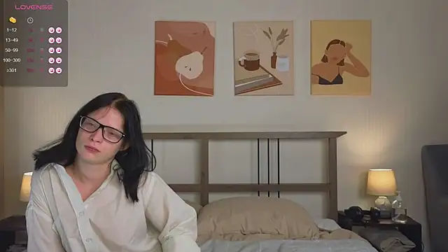 webstars  online show from January 2025 01:20:01 PM