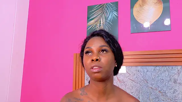 kinkyandsavage online show from February 2026 07:59:02 PM