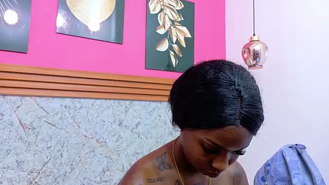 kinkyandsavage online show from December 2025 07:30:01 PM