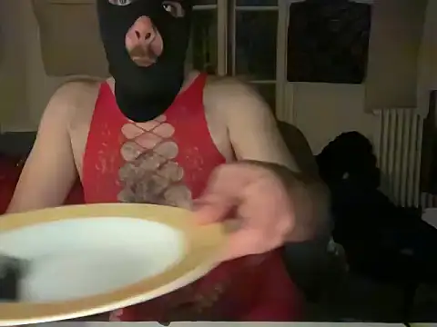 Snapshot of Sissy_egypt chatting on October 2025 05:39:01 AM Sissy egypt online show from October 2025 05:39:01 AM