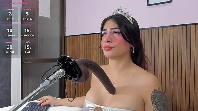 violett collins  online show from January 2026 04:16:02 AM