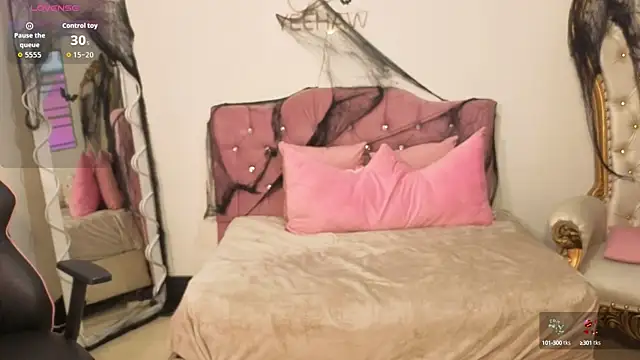 Snapshot of kittystart_tay chatting on October 2025 11:45:02 AM kittystart tay online show from October 2025 11:45:02 AM