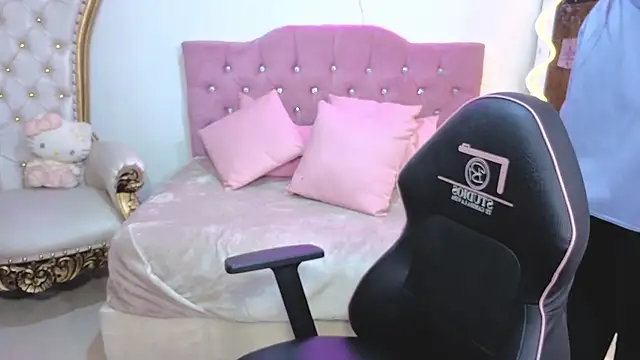 Snapshot of kittystart_tay chatting on September 2025 11:49:02 AM kittystart tay online show from September 2025 11:49:02 AM