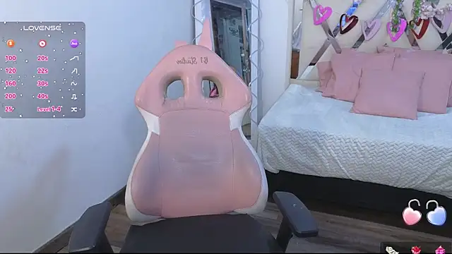 Snapshot of kittystart_tay chatting on March 2025 07:38:01 PM kittystart tay online show from March 2025 07:38:01 PM