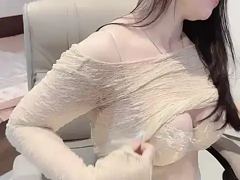 Snapshot of Eva-Public chatting on October 2025 05:06:01 PM Eva-Public online show from October 2025 05:06:01 PM