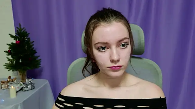 Lana  Cute  online show from January 2026 02:01:01 PM