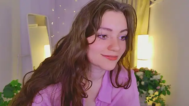 Lana  Cute  online show from June 2026 03:18:01 PM