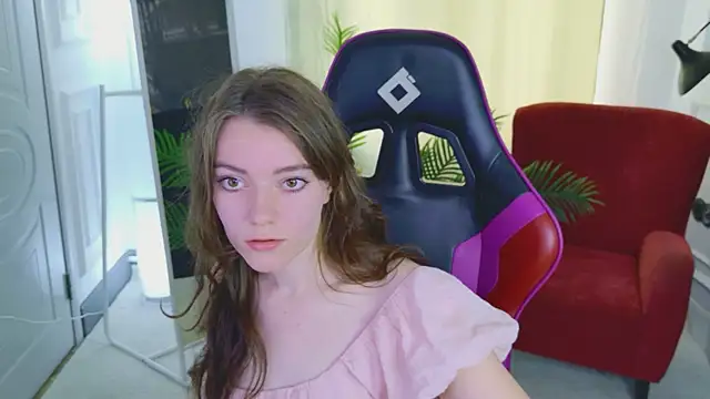 Lana  Cute  online show from July 2026 01:57:02 PM