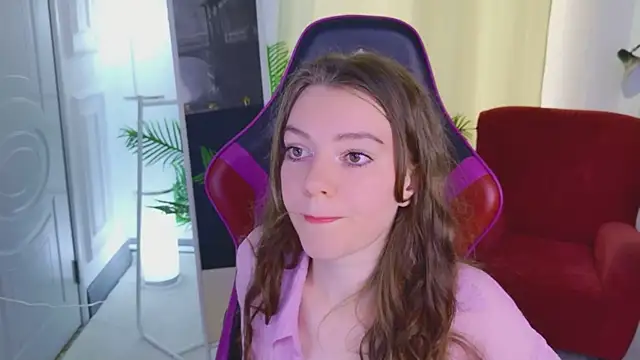 Lana  Cute  online show from July 2026 03:19:02 PM