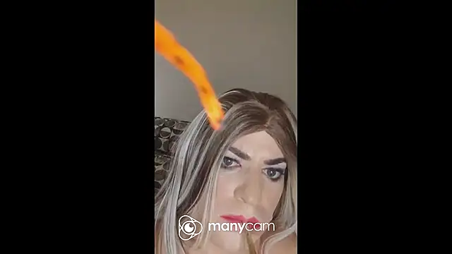 lunaxxxtreme online show from September 2025 02:44:01 PM