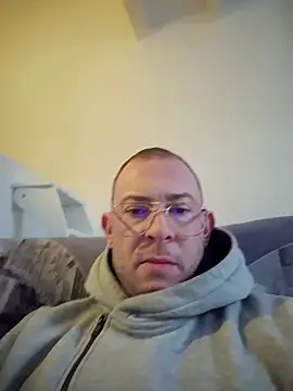 jourdinio13 online show from January 2025 02:04:01 PM