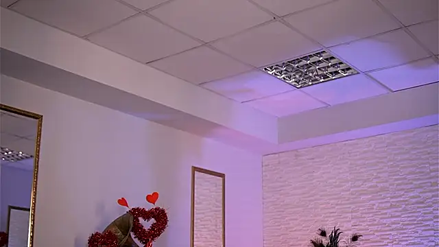 Jenna Day online show from March 2026 07:16:01 AM