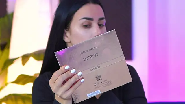 Snapshot of Jenna_Day chatting on November 2025 10:20:02 AM Jenna Day online show from November 2025 10:20:02 AM