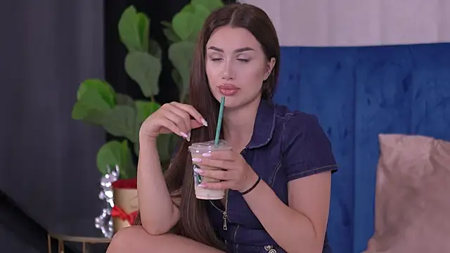 Jenna Day online show from June 2026 06:57:01 AM