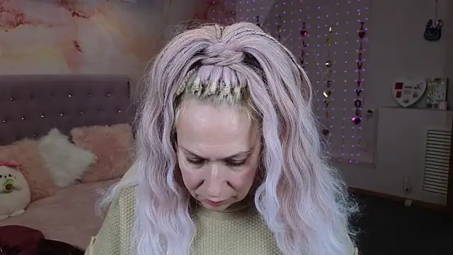 Penelope Pinky online show from March 2025 08:38:02 PM