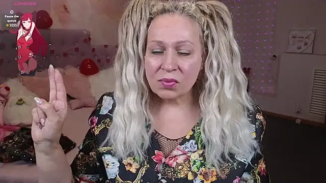 Penelope Pinky online show from February 2025 02:33:02 PM