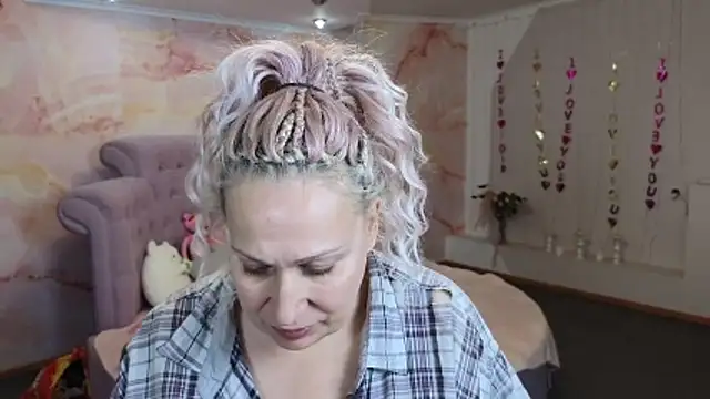 Penelope Pinky online show from October 2025 12:06:01 PM