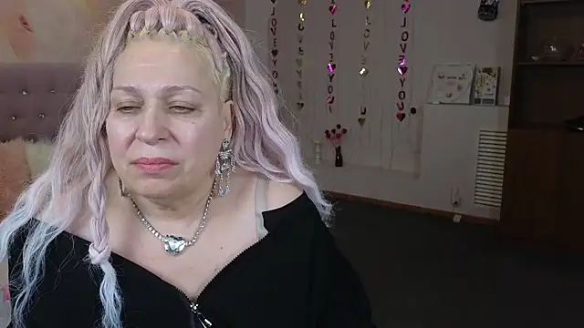 Penelope Pinky online show from February 2025 05:15:01 PM