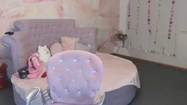 Penelope Pinky online show from February 2026 11:53:02 AM