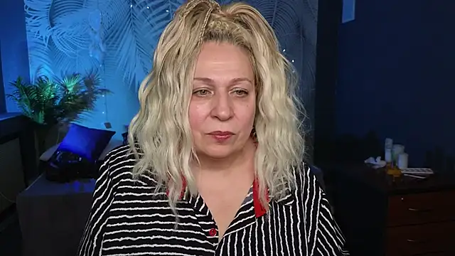 Penelope Pinky online show from February 2025 05:39:02 PM