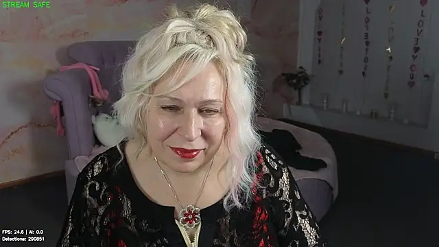 Penelope Pinky online show from June 2026 12:04:01 PM