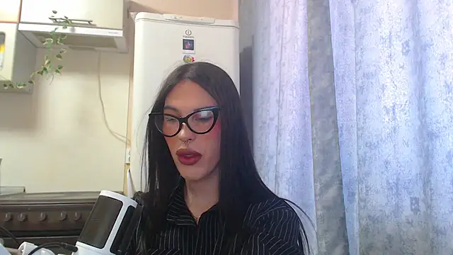 Cassie Bae online show from May 2026 01:05:01 PM