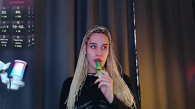 Cassie Bae online show from March 2025 06:22:01 AM