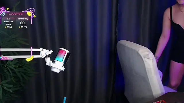 Cassie Bae online show from December 2025 08:41:02 PM