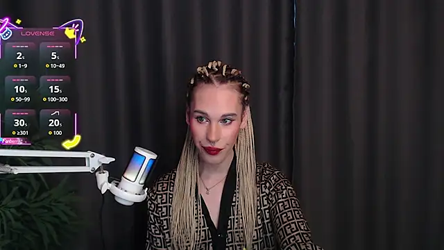 Cassie Bae online show from December 2025 07:46:02 AM