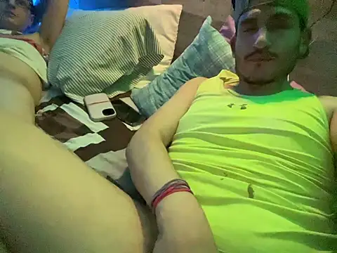 papittochulito online show from February 2025 01:05:02 PM