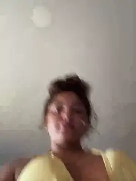 Nicollygriu online show from February 2026 02:41:02 PM