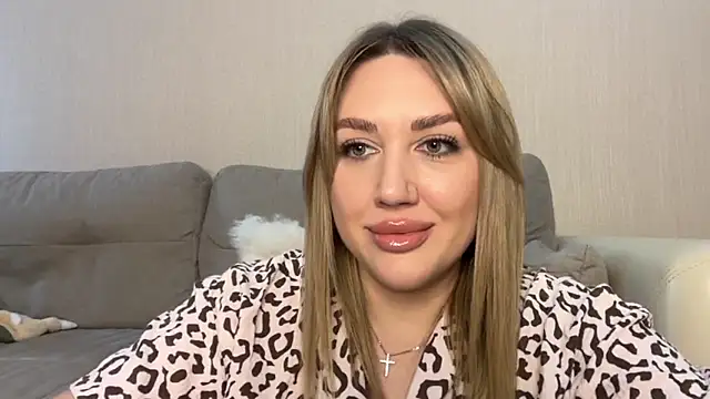 Snapshot of VickyLove047 chatting on June 2026 07:25:01 AM VickyLove047 online show from June 2026 07:25:01 AM