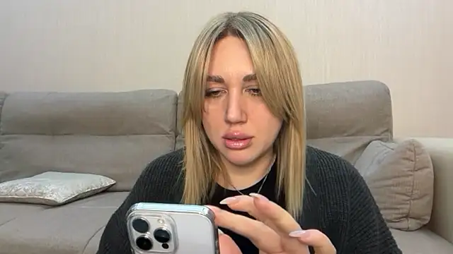 VickyLove047 online show from December 2025 07:16:02 PM