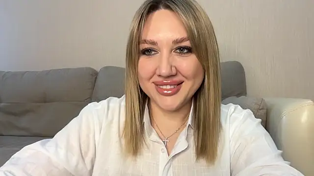 Snapshot of VickyLove047 chatting on June 2026 07:25:01 AM VickyLove047 online show from June 2026 07:25:01 AM