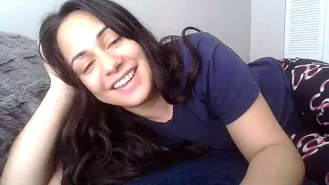 Snapshot of tendertormentt chatting on February 2026 05:03:02 PM tendertormentt online show from February 2026 05:03:02 PM