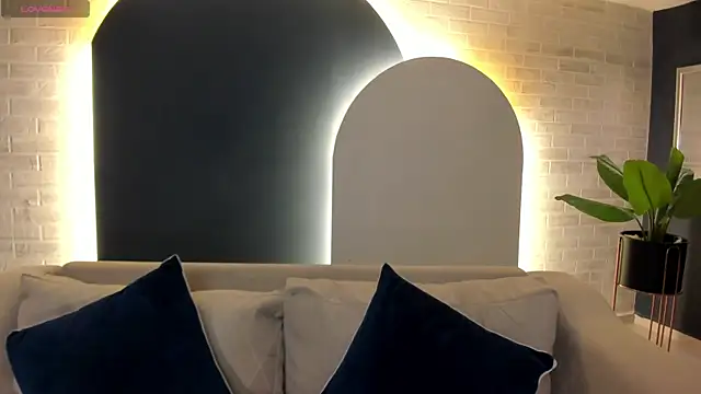 FernandaX1 online show from October 2025 11:00:01 AM